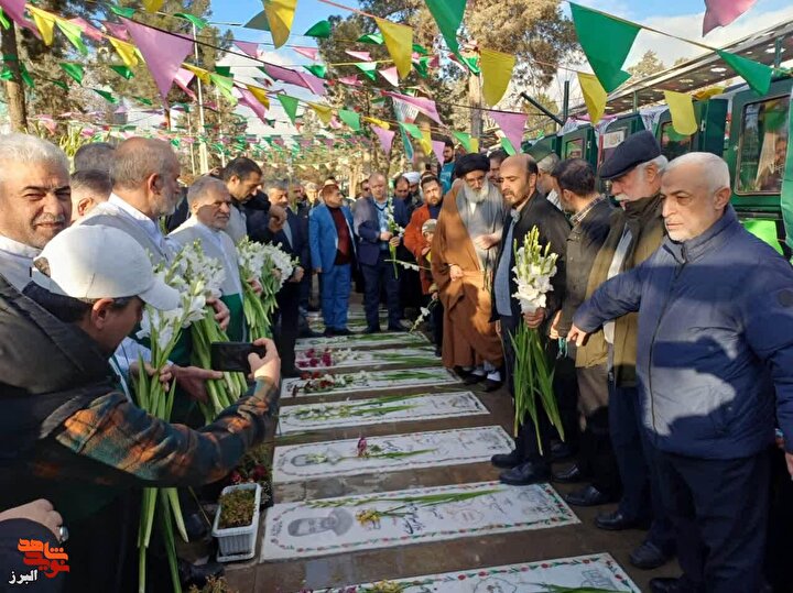 «میهمانی لاله‌ها» در البرز؛ تصاویری از تجلیل و تجدید پیمان در گلزار شهدا