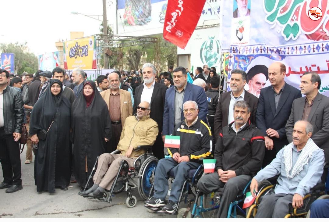 حضور حماسی مردم اهواز در راهپیمایی ۲۲ بهمن به روایت تصویر