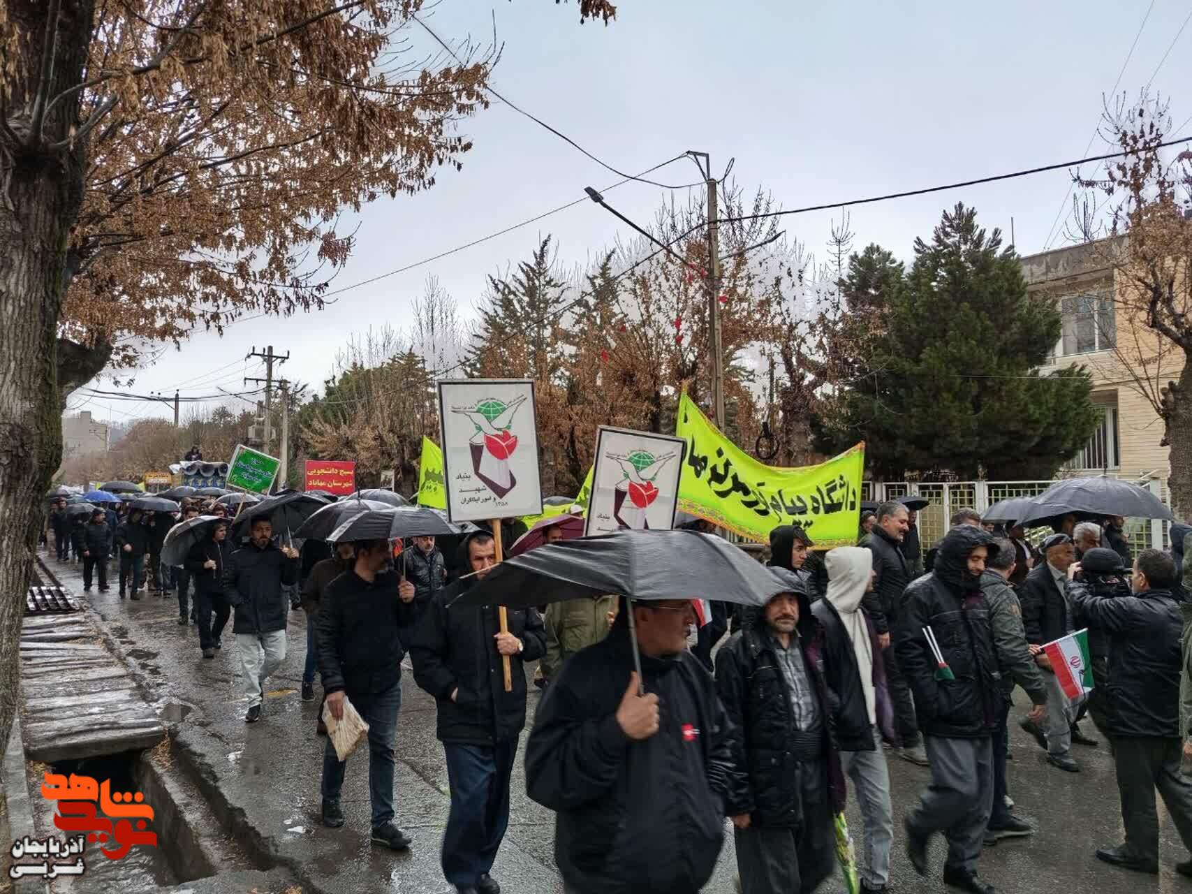 راهپیمایی یوم الله ۲۲ بهمن در شهرستان مهاباد