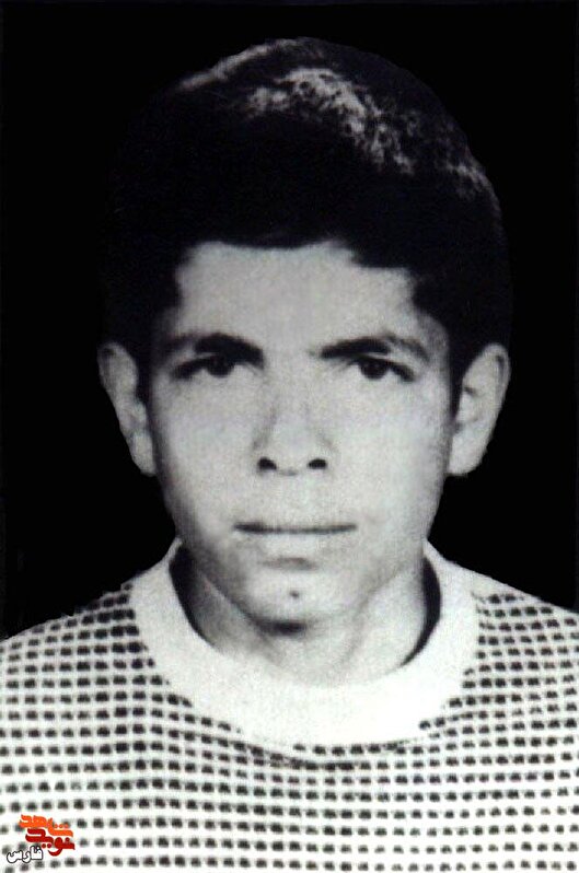 به جبهه رفتم تا دشمن بداند ایران اسلامی شکست‌ناپذیر است