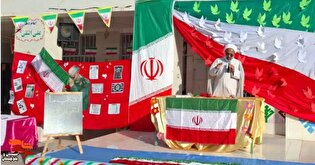 دانش‌آموزان شاهد ایرانشهر، پرچم ایثار و انقلاب را در آیینی باشکوه برافراشتند