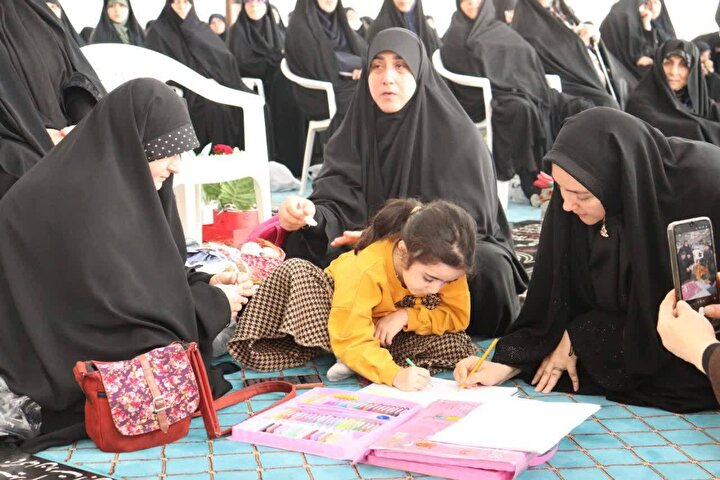 زینب در قاب اربعین؛ نقاشی از مادر شهید + عکس