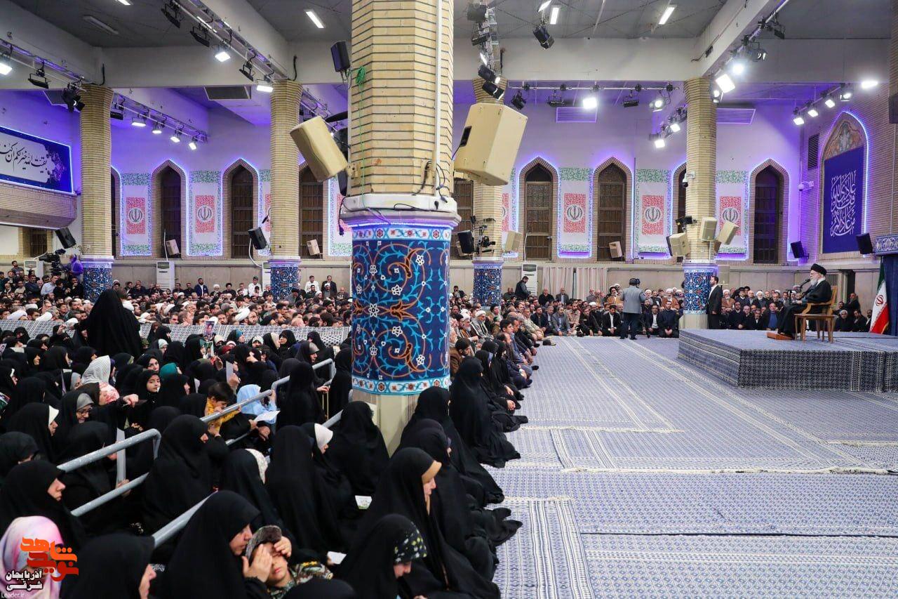 غیرت آذربایجان در حسینیه امام خمینی (ره) غیرت آذربایجان در حسینیه امام خمینی (ره)