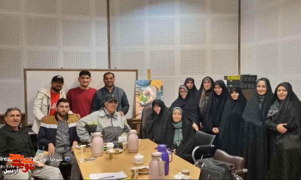 کارگاه آموزش خاطره نویسی با محوریت کتاب «باغبان موصل» در اردبیل برگزار شد کارگاه آموزش خاطره نویسی با محوریت کتاب «باغبان موصل» در اردبیل برگزار شد