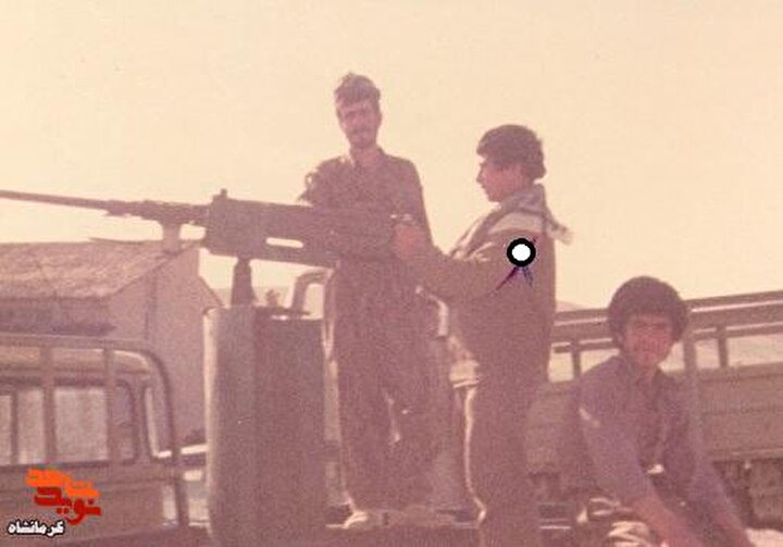 تصاویر شهید «حسن گراوندی» در حماسه دفاع از وطن