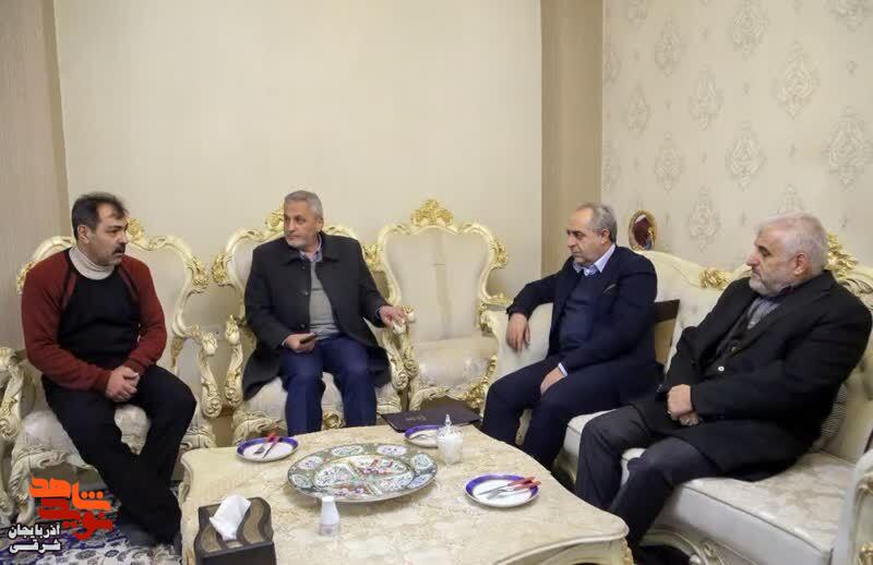 تجلیل استاندار آذربایجان شرقی از ایثارگران و خانوادههای معظم شهدا تجلیل استاندار آذربایجان شرقی از ایثارگران و خانوادههای معظم شهدا