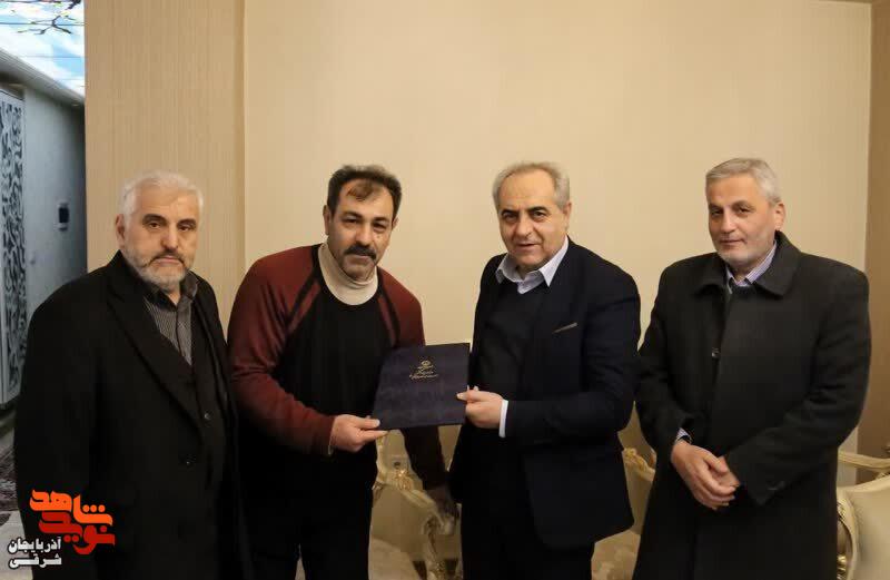 تجلیل استاندار آذربایجان شرقی از ایثارگران و خانوادههای معظم شهدا تجلیل استاندار آذربایجان شرقی از ایثارگران و خانوادههای معظم شهدا