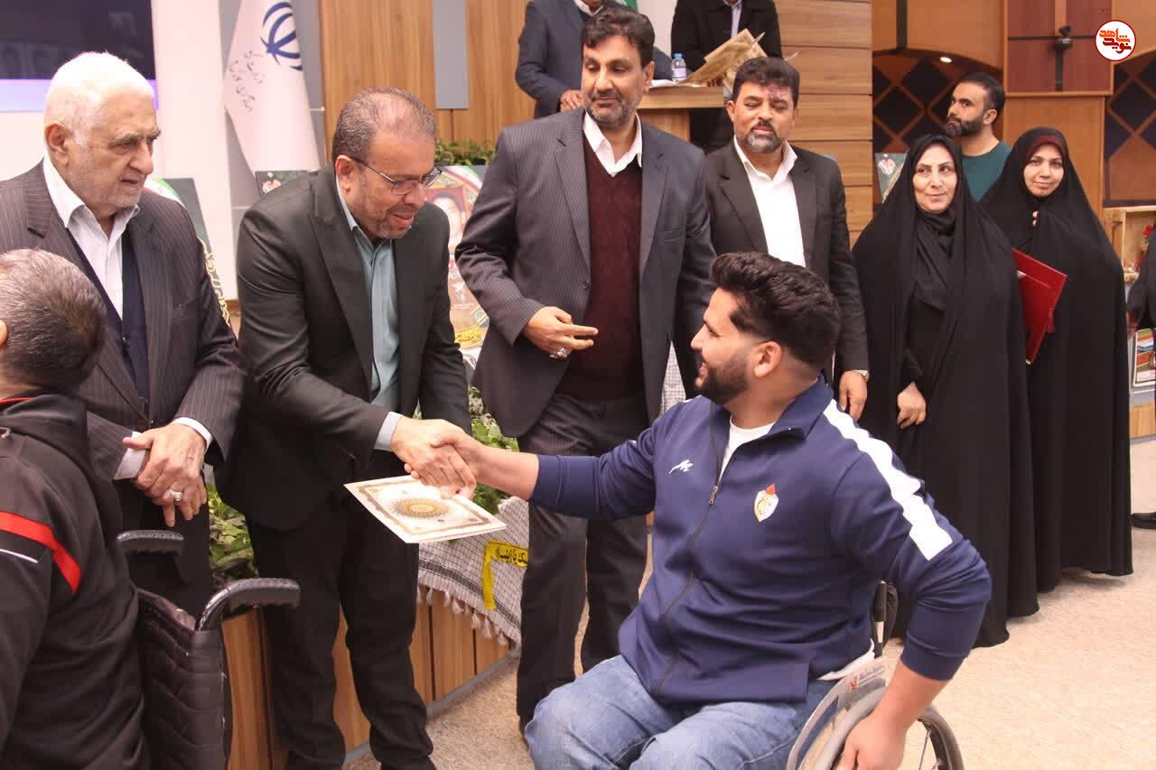 گزارش تصویری/ آیین تجلیل از مقام آوران ورزشکار جانباز در اهواز