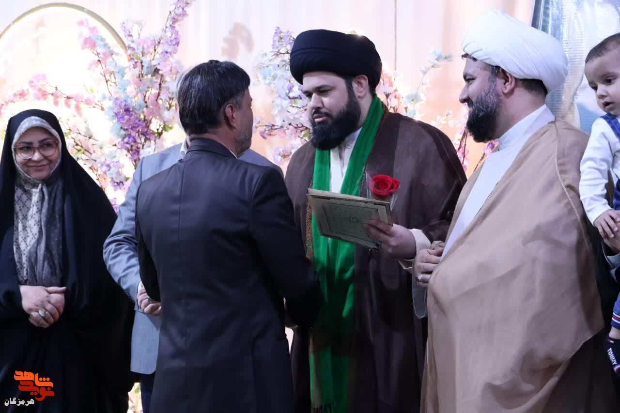 تجلیل از جانبازان در مراسم بزرگداشت روز جانباز در قشم تجلیل از جانبازان در مراسم بزرگداشت روز جانباز در قشم