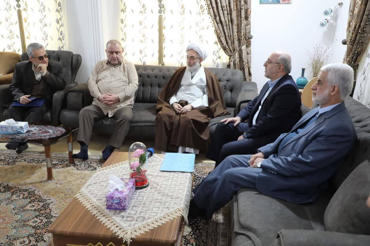 دیدار نماینده ولیفقیه در گیلان با جانبازان ۷۰ درصد استان دیدار نماینده ولیفقیه در گیلان با جانبازان ۷۰ درصد استان