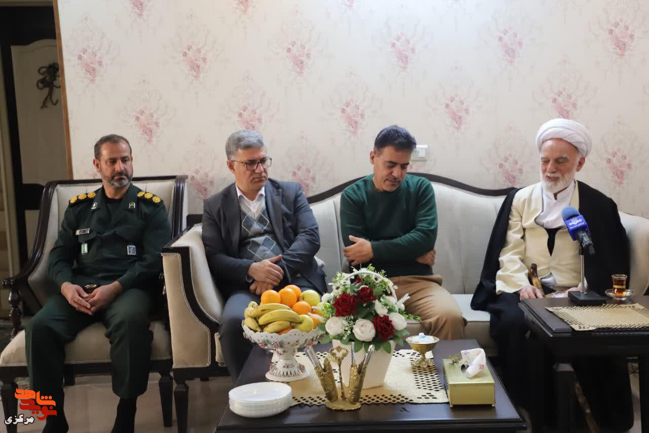 دیدار با جانباز مدافع حرم مرتضی صالحی دیدار با جانباز مدافع حرم مرتضی صالحی