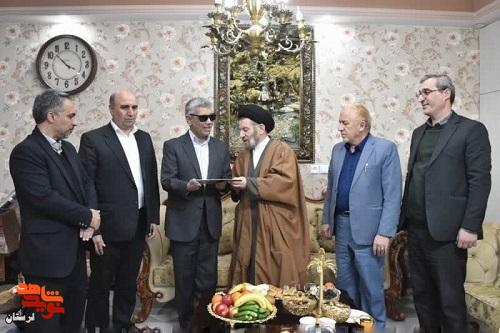 روحیه فداکاری جانبازان عزیز یادآوری روحیه ایثار، شجاعت و فداکاری دوران جنگ است.