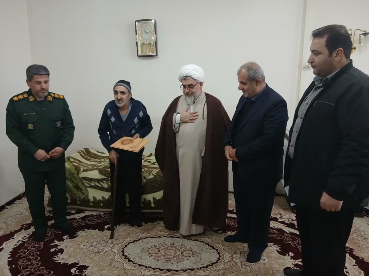 جانبازان شهرستان البرز تجلیل شدند جانبازان شهرستان البرز تجلیل شدند