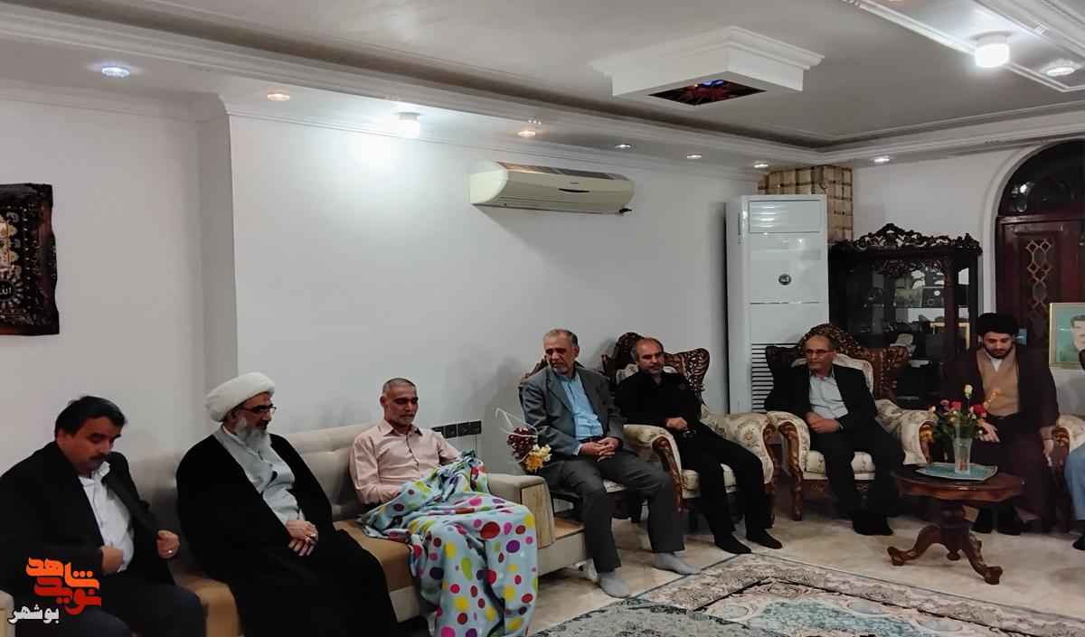 دیدار نماینده معزز ولی فقیه در استان با چهار جانباز گرامی در شهر بوشهر