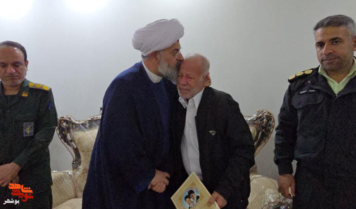 دیدار امام جمعه شهرستان دشتی با سه تن از جانبازان سرافراز دفاع مقدس دیدار امام جمعه شهرستان دشتی با سه تن از جانبازان سرافراز دفاع مقدس