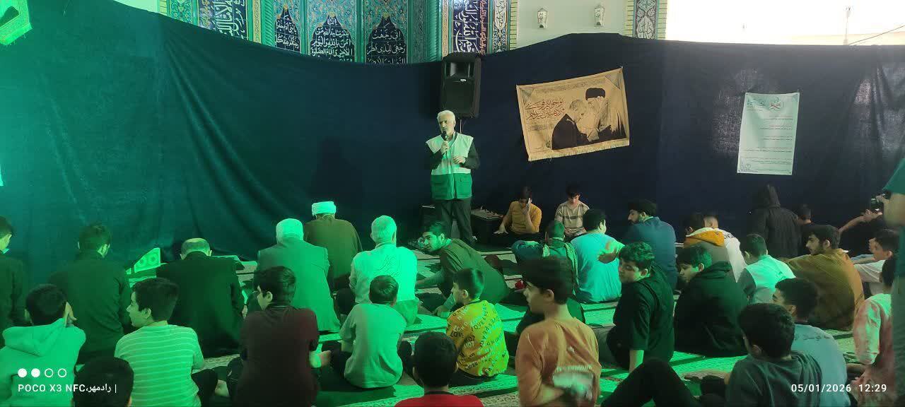 نوجوانان معتکف مازندران با روایت مظلومیت شهدای غریب در اسارت آشنا شدند نوجوانان معتکف مازندران با روایت مظلومیت شهدای غریب در اسارت آشنا شدند