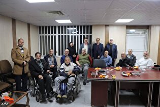دیدار صمیمانه مسئولان استانی با جانبازان نخاعی به مناسبت روز جانباز