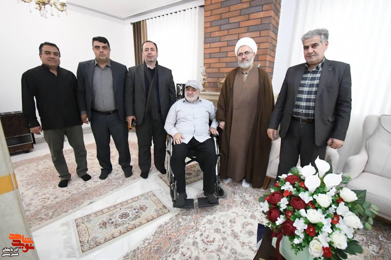 ابلاغ سلام رهبر انقلاب به ۳ تن از جانبازان ۸ سال دفاع مقدس ابلاغ سلام رهبر انقلاب به ۳ تن از جانبازان ۸ سال دفاع مقدس