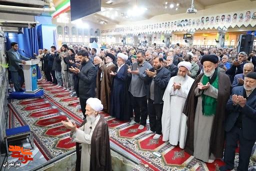 تصاویر/ برگزاری نماز سیاسی و عبادی جمعه با حضور مدیرکل بنیاد شهید و امور ایثارگران مازندران در مصلی امام خمینی (ره) ساری تصاویر/ برگزاری نماز سیاسی و عبادی جمعه با حضور مدیرکل بنیاد شهید و امور ایثارگران مازندران در مصلی امام خمینی (ره) ساری