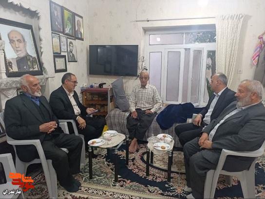 عیادت مدیرکل بنیاد مازندران با جانباز نخاعی یعقوب قنبری عیادت مدیرکل بنیاد مازندران با جانباز نخاعی یعقوب قنبری