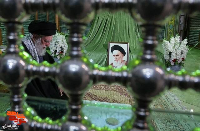 عکس/آخرین حضور شهید آیتالله خامنهای در حرم مطهر مرادش امام خمینی (قدس سره) عکس/آخرین حضور شهید آیتالله خامنهای در حرم مطهر مرادش امام خمینی (قدس سره)