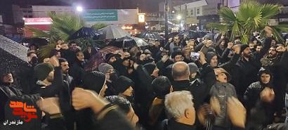 تصاویر/ اجتماع باشکوه عاشقان «سید علی» زیر باران در محمودآباد