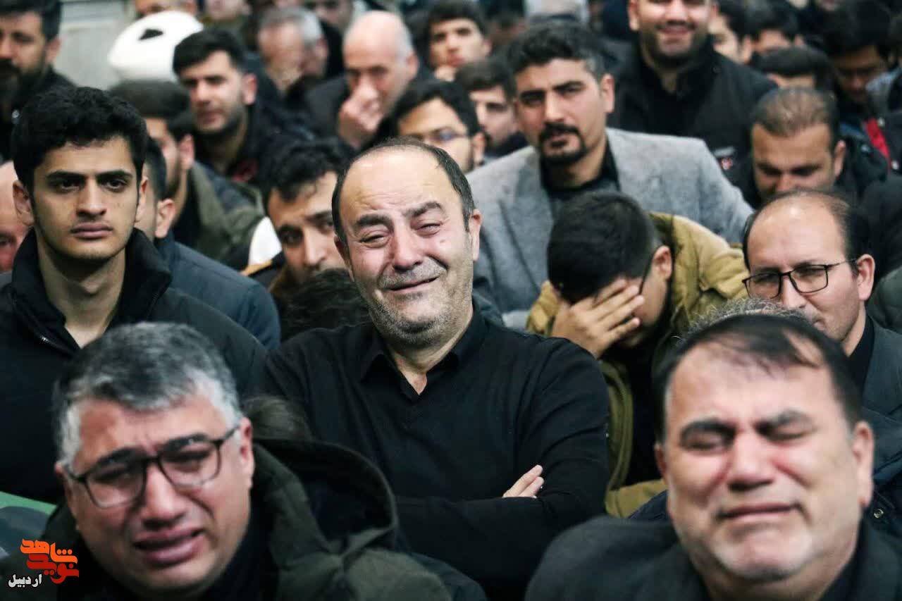 مراسم پرشکوه به مناسبت عروج ملکوتی قائد امت در مصلای اردبیل+ تصویر