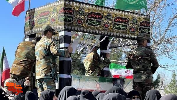 پیکر ۵شهید مدافع امنیت در شهریار تشییع شد پیکر ۵شهید مدافع امنیت در شهریار تشییع شد