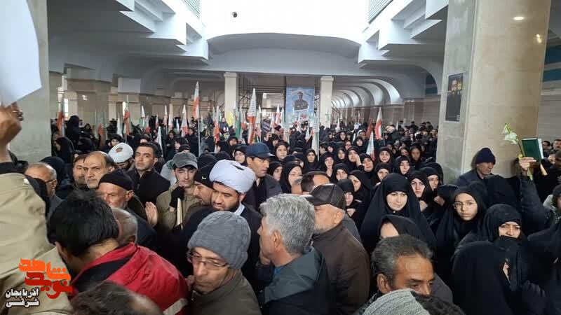 وداع باشکوه با پیکر پاک شهیدان آذربایجان‌شرقی در وادی‌رحمت تبریز+تصاویر