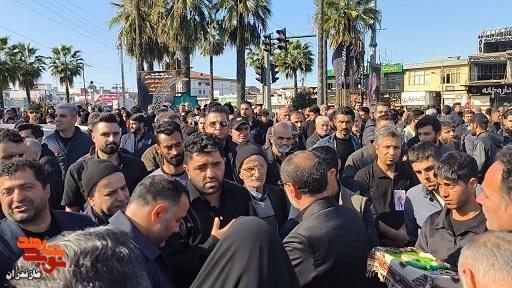 حضور مدیرکل بنیاد شهید و امور ایثارگران مازندران در مراسم تشییع دو پیکر مطهر شهید در آمل