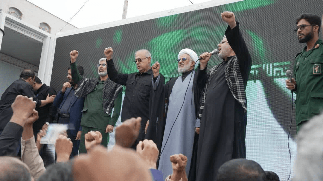 قدردانی استاندار هرمزگان از حضور پرشور مردم در آیین تشییع پیکر شهدای میناب قدردانی استاندار هرمزگان از حضور پرشور مردم در آیین تشییع پیکر شهدای میناب