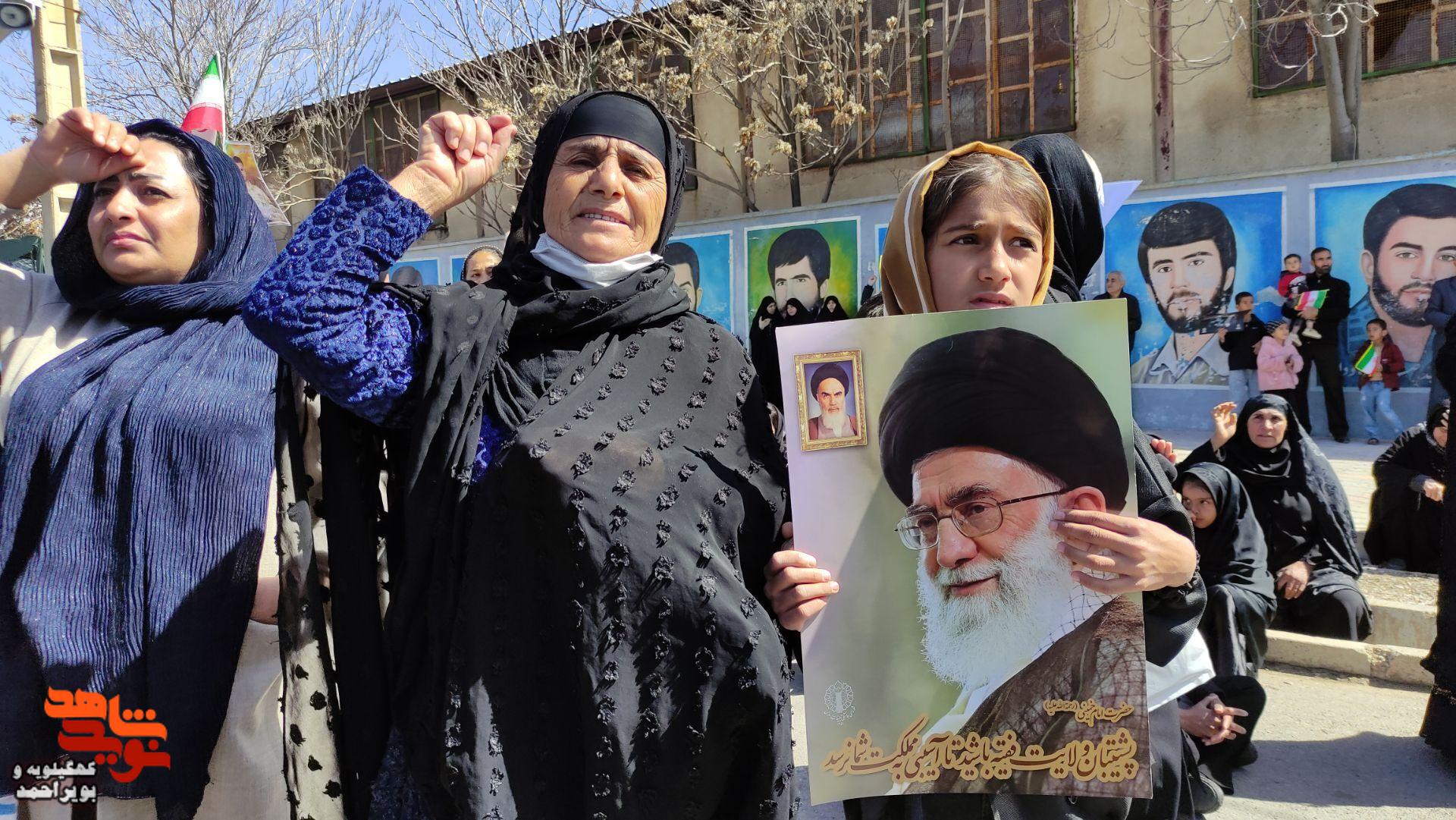 دهه هشتاد و نودی‌های انقلابی یاسوج پای کار تشییع شهدا