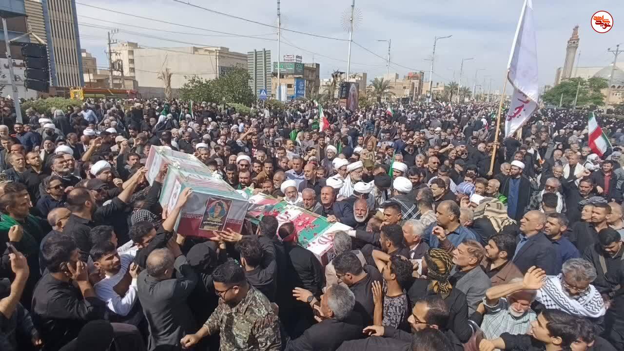 گزارش تصویری/ آیین تشییع پیکر چهار شهید مدافع وطن در اهواز گزارش تصویری/ آیین تشییع پیکر چهار شهید مدافع وطن در اهواز