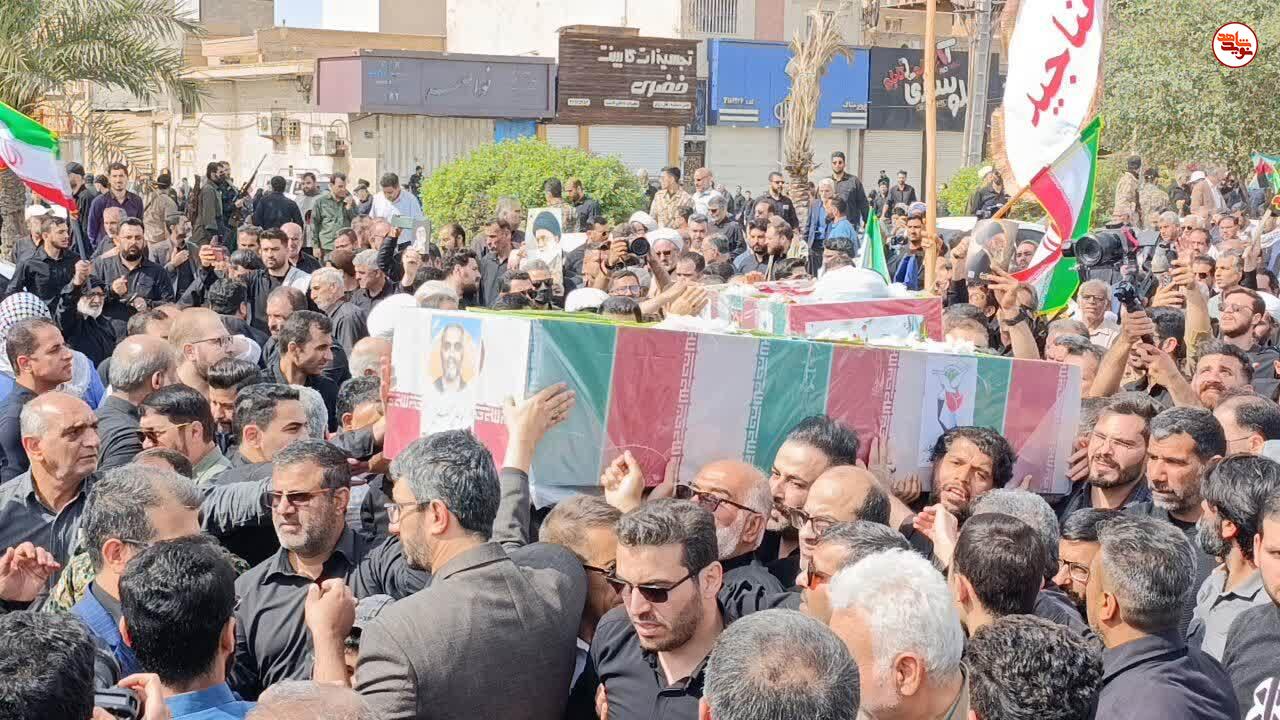 گزارش تصویری/ آیین تشییع پیکر چهار شهید مدافع وطن در اهواز گزارش تصویری/ آیین تشییع پیکر چهار شهید مدافع وطن در اهواز