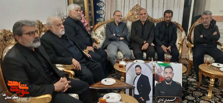 مدیرکل بنیاد شهید شهرستانهای تهران با خانواده معظم شهید «محمدمهدی زواری» دیدار کرد مدیرکل بنیاد شهید شهرستانهای تهران با خانواده معظم شهید «محمدمهدی زواری» دیدار کرد