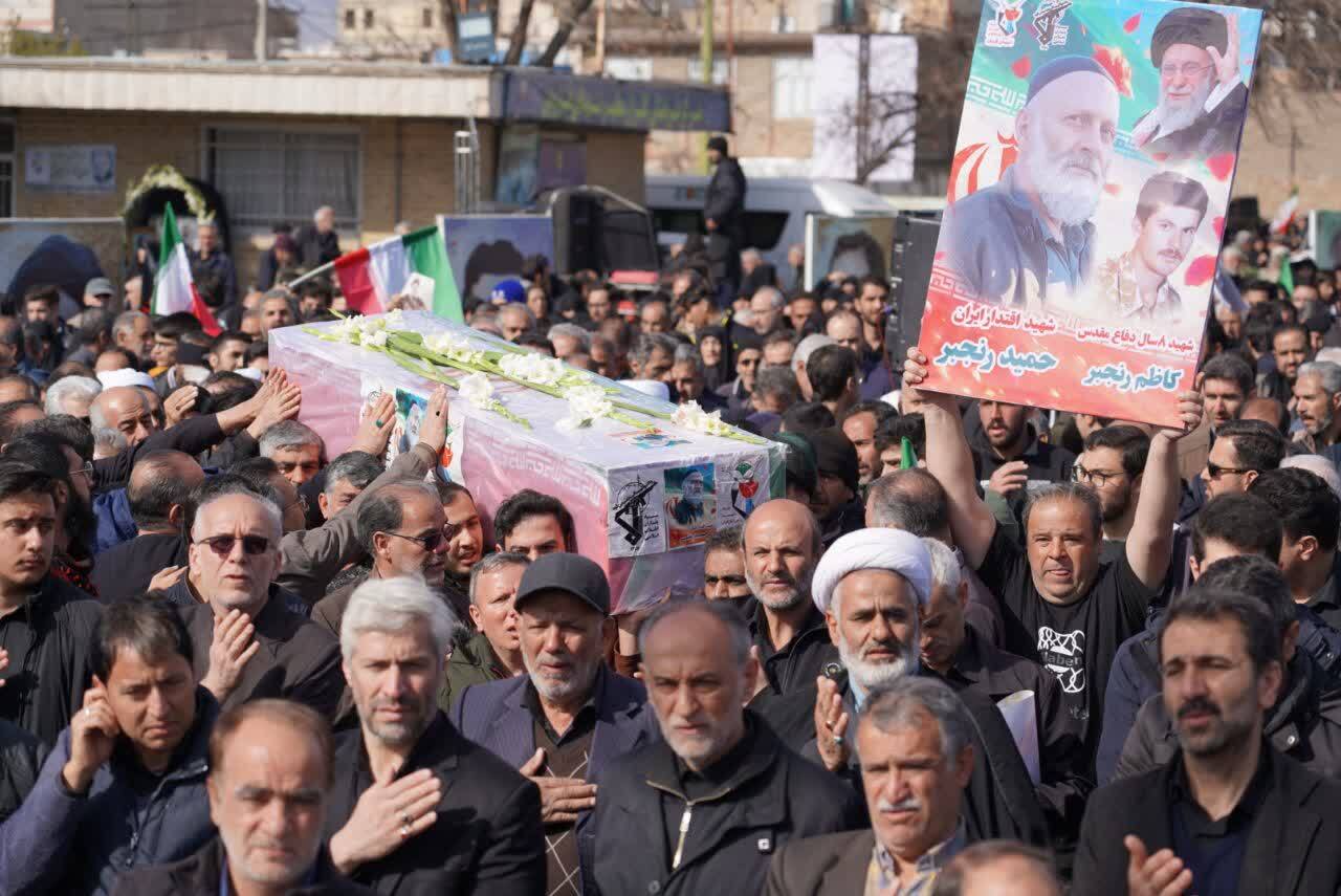 پیکر مطهر شهید «رنجبر» در قزوین به خاک سپرده شد پیکر مطهر شهید «رنجبر» در قزوین به خاک سپرده شد