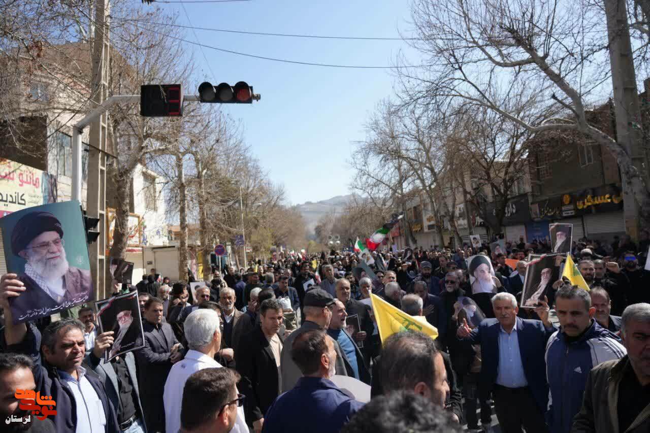 امام جمعه خرم آباد با لباس رزم به میدان آمد