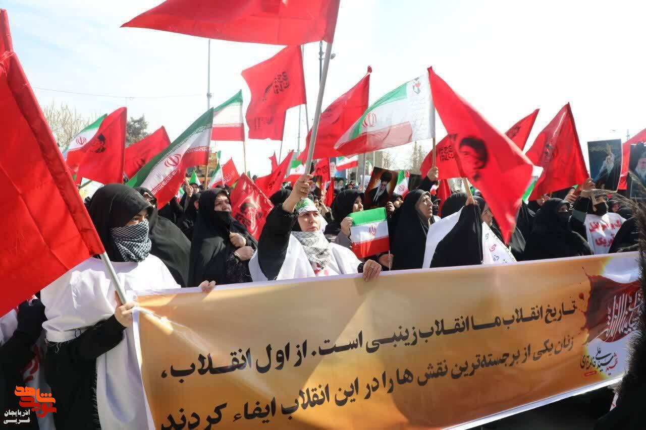 عزاداری بانوان ارومیه برای شهید امام خامنهای عزاداری بانوان ارومیه برای شهید امام خامنهای