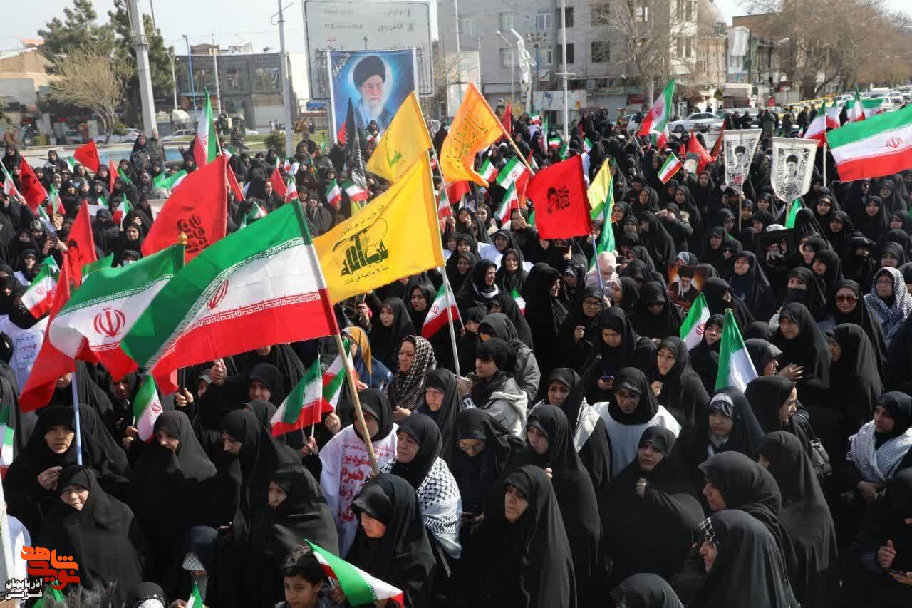 عزاداری بانوان ارومیه برای شهید امام خامنهای عزاداری بانوان ارومیه برای شهید امام خامنهای