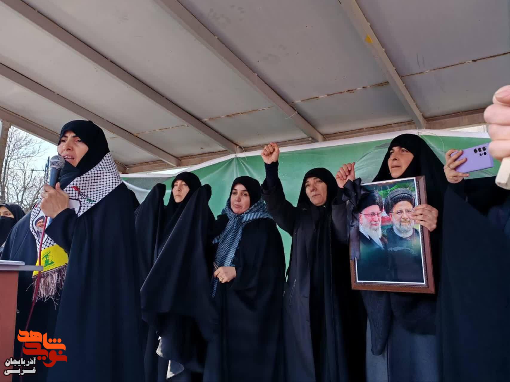 عزاداری بانوان ارومیه برای شهید امام خامنهای عزاداری بانوان ارومیه برای شهید امام خامنهای