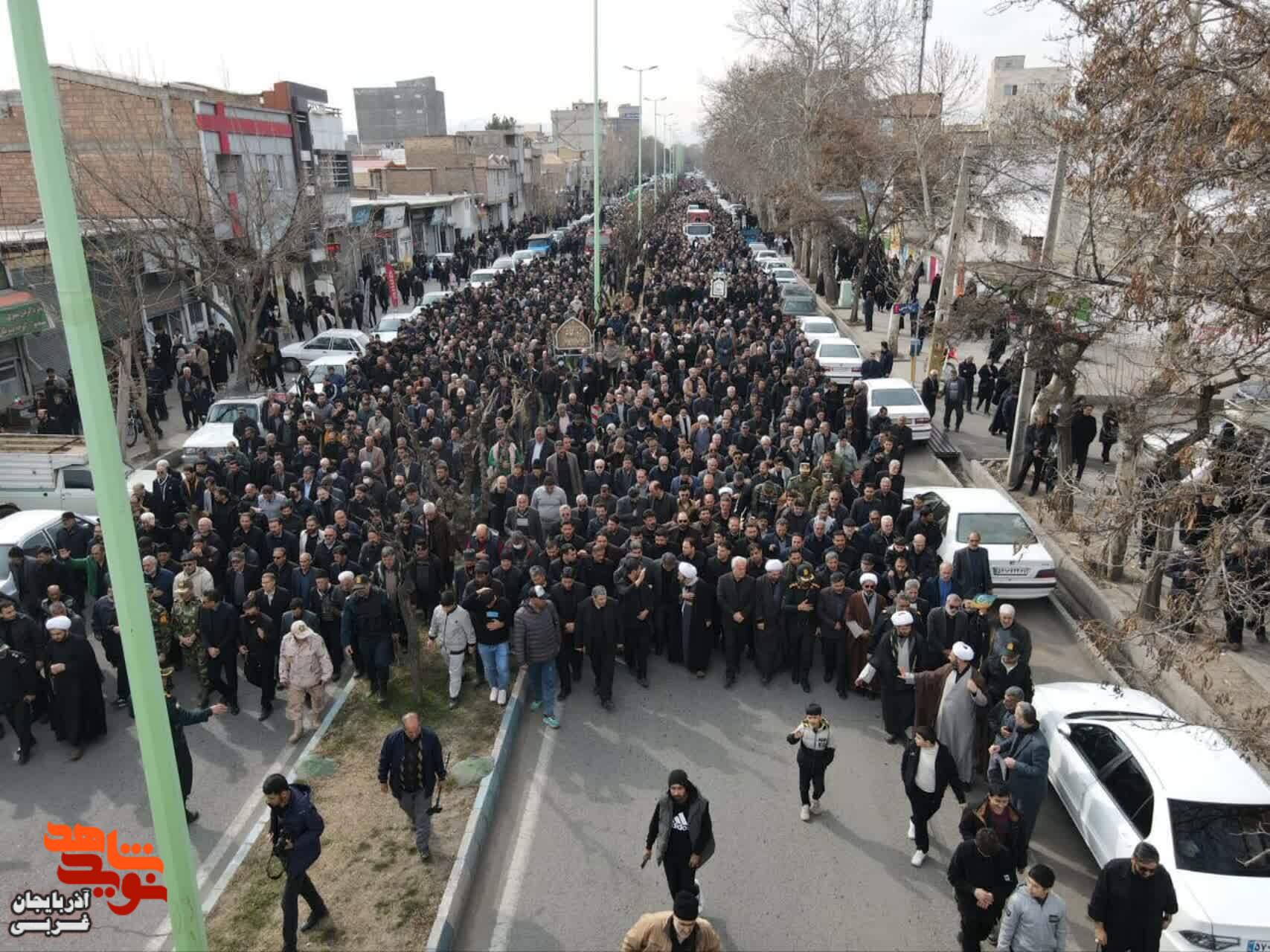 حضور با شکوه تشییع پیکر مطهر شهدای