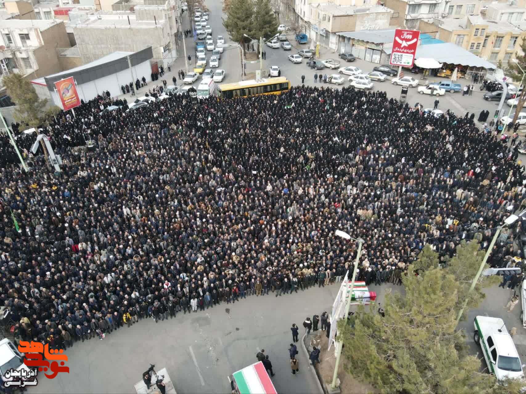 حضور با شکوه تشییع پیکر مطهر شهدای