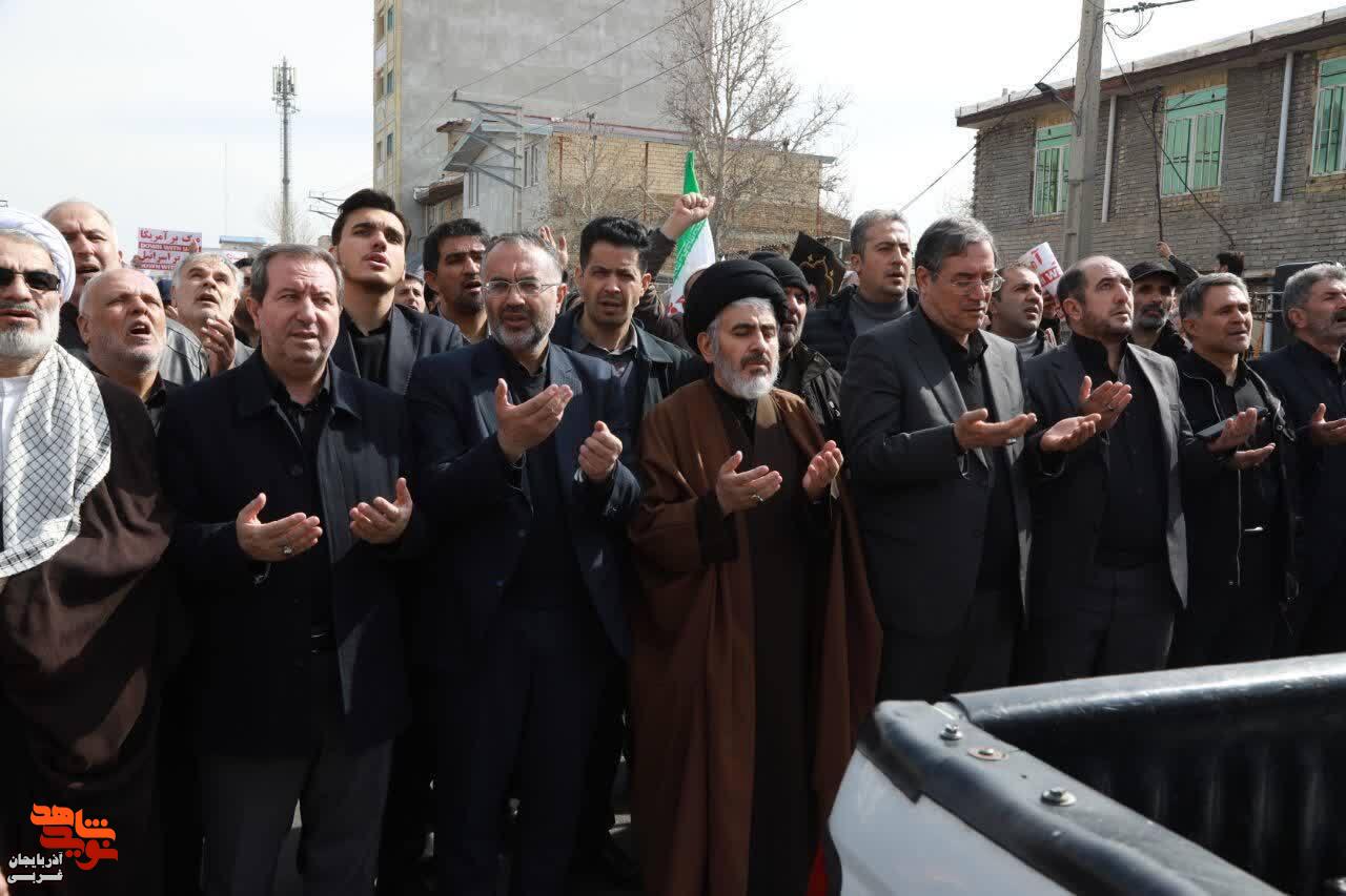 حضور با شکوه تشییع پیکر مطهر شهدای