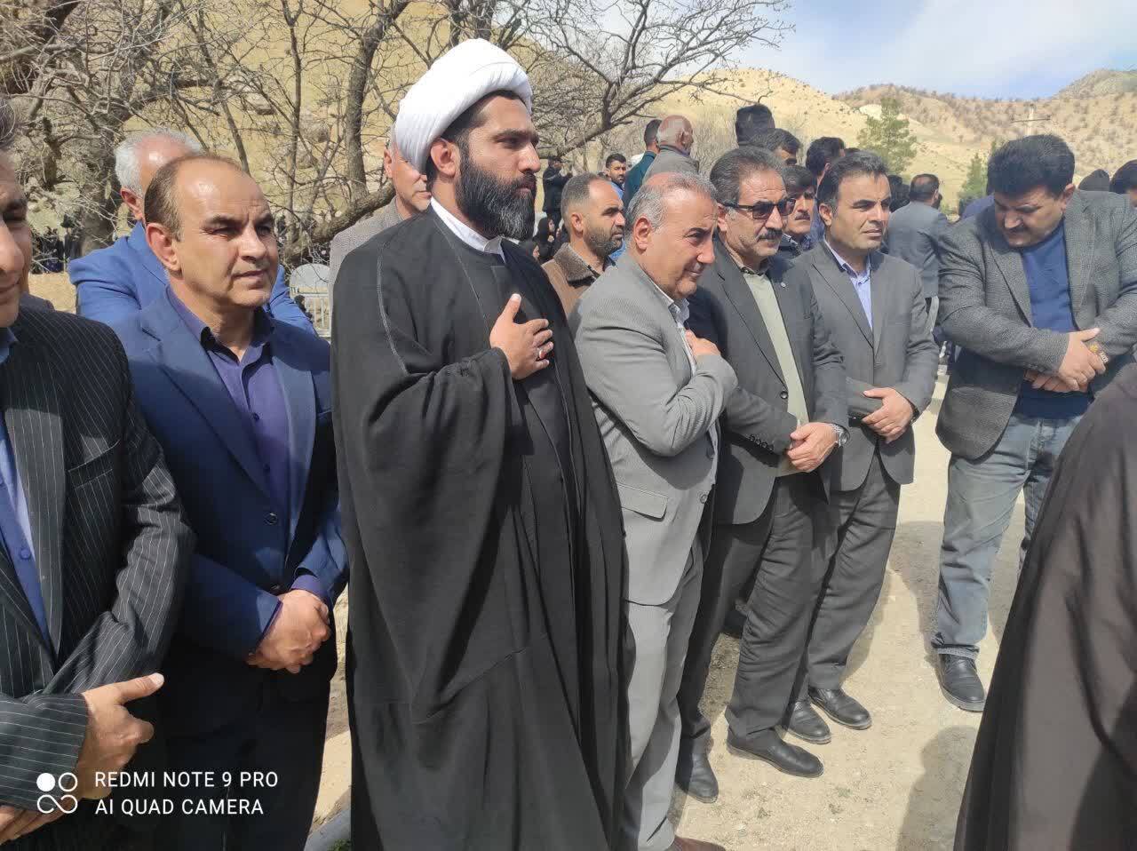 چهارمحالوبختیاری در سوگ دو شهید؛ پیکر «مهدی عباسی» در برجویی و «جعفر حاتمینیا» در میانکوه آرام گرفتند چهارمحالوبختیاری در سوگ دو شهید؛ پیکر «مهدی عباسی» در برجویی و «جعفر حاتمینیا» در میانکوه آرام گرفتند