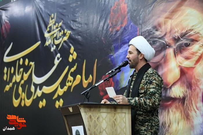 مردم همدان در سوگ رهبر شهید گریستند مردم همدان در سوگ رهبر شهید گریستند