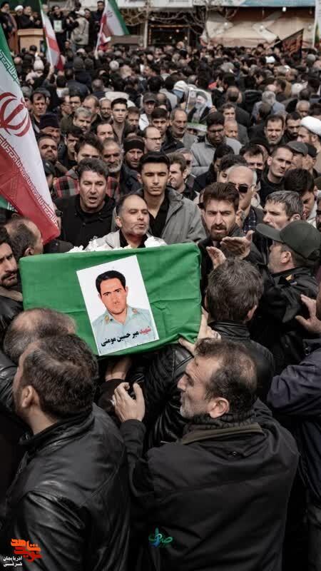 تشییع شهدای کلانتری ۱۴ خامنه برگزار شد تشییع شهدای کلانتری ۱۴ خامنه برگزار شد