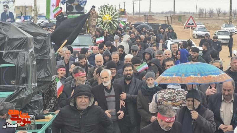 شهید «احمد یادگاری» در خاک آرام گرفت