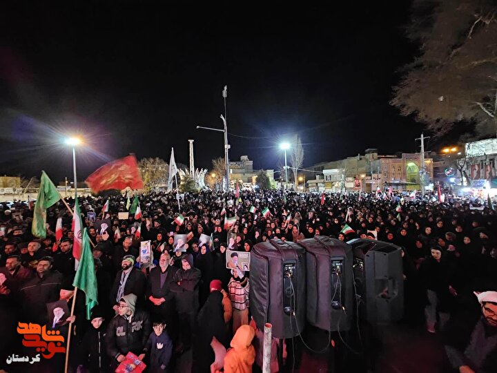 اجتماع باشکوه خونخواهان و سوگواران امام شهید امت در شهرستان قروه/تصاویر