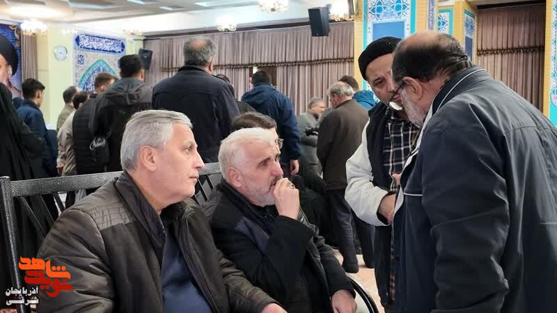 مدیرکل و کارکنان بنیاد شهید آذربایجان شرقی در کنار خانواده‌های شهدای «جنگ رمضان»