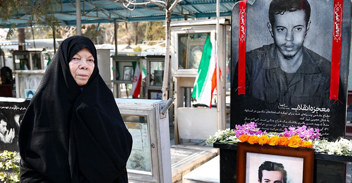 عهد مادر شهیدان باقری با رهبر جدید انقلاب